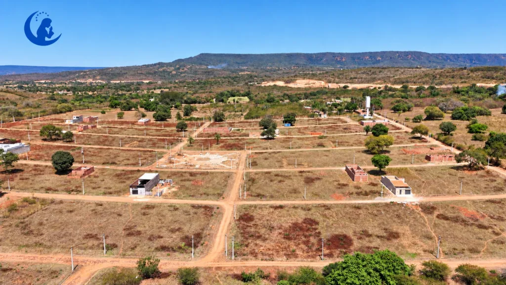 Vista panorâmica do Loteamento Imaculada Conceição, em Crato, com a logomarca