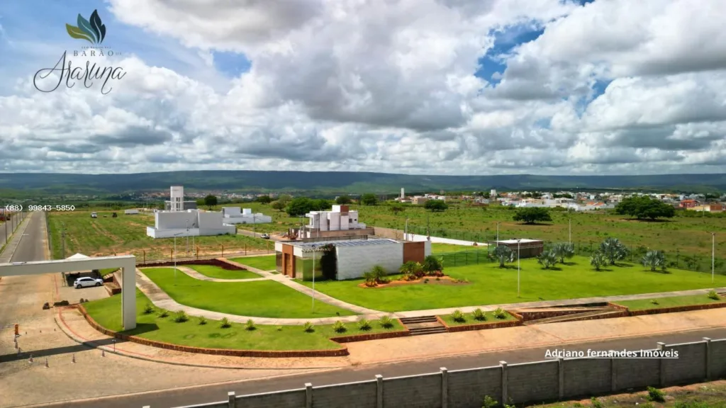 Jardins, caminhos e edificação junto ao acesso do Barão de Araruna