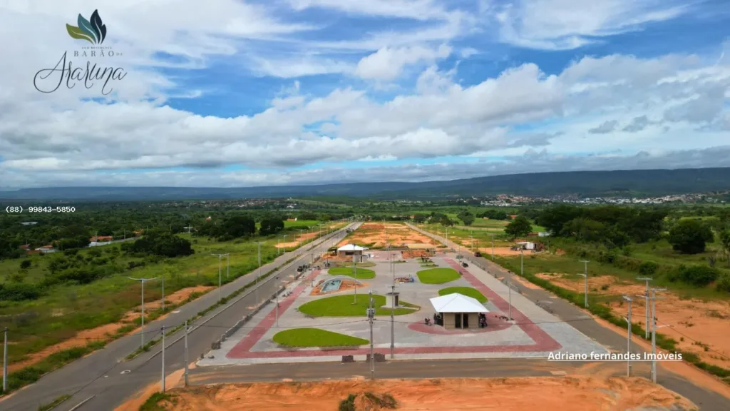 Vista aérea da praça e dos jardins do Barão de Araruna