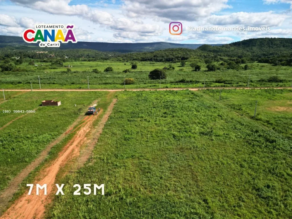 Vista do Canaã II e da paisagem de serra no entorno