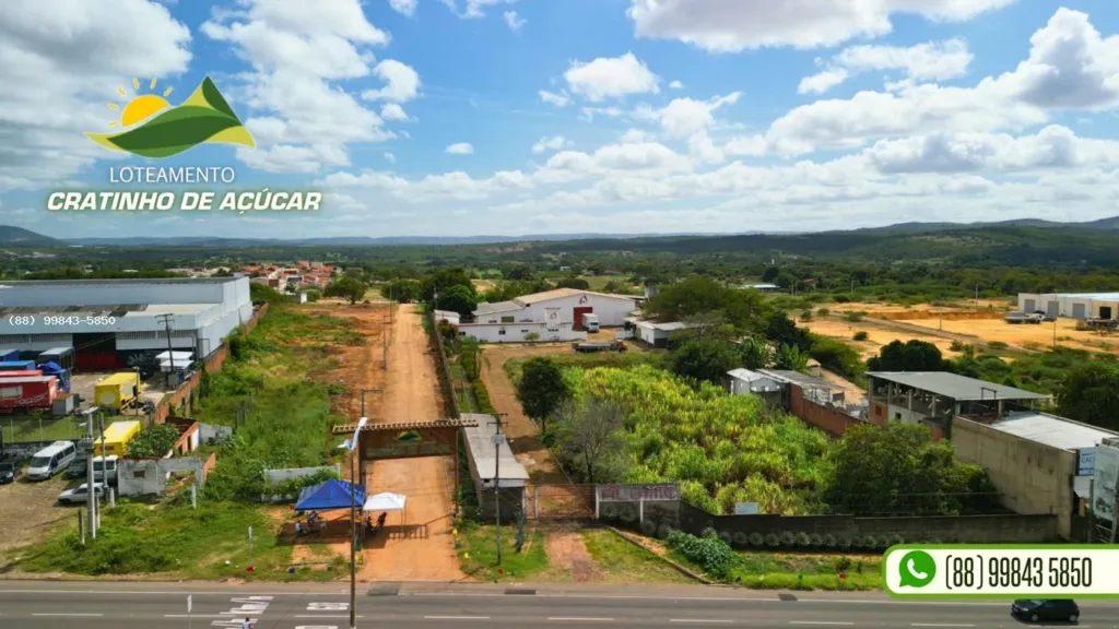 Acesso sinalizado ao Cratinho de Açúcar junto à avenida e aos comércios do entorno